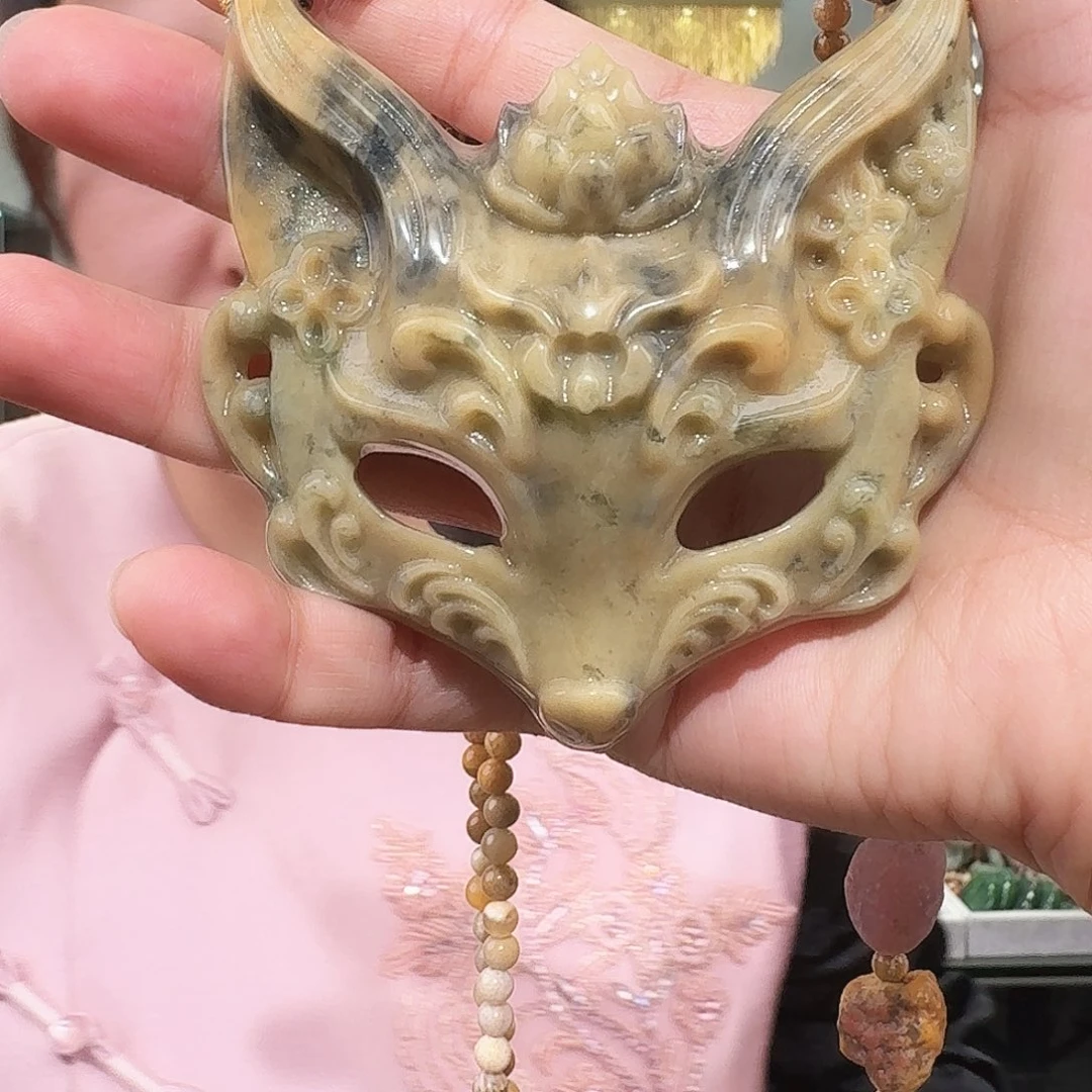 龙***缘和田玉未镶嵌颈饰