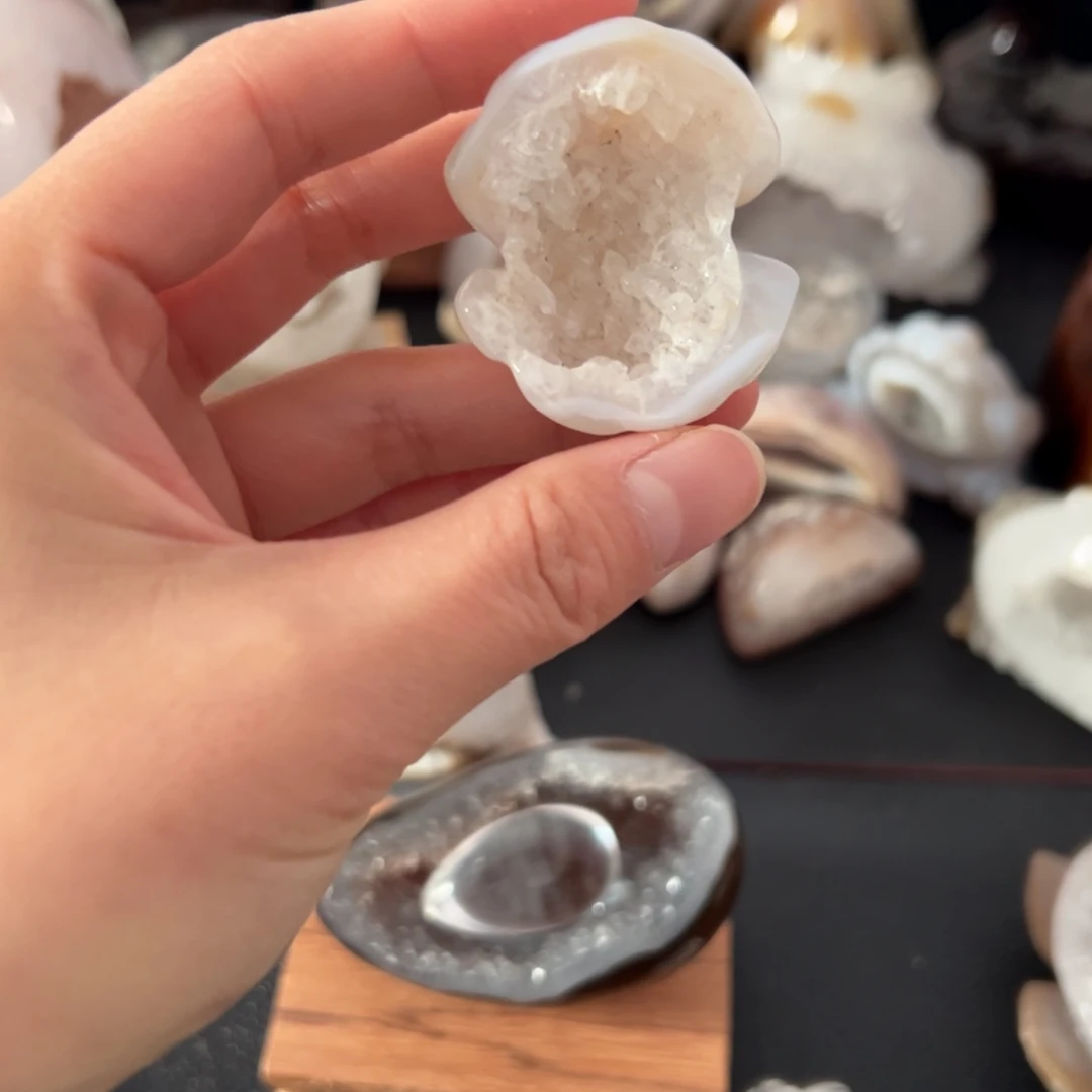 玛瑙/玉髓未镶嵌珠宝半成品