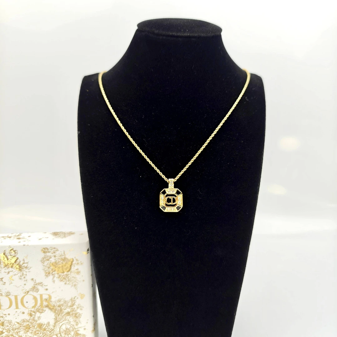 胖虎佳佳/迪奥/95新/公价0/饰品/项链/31B2509260064