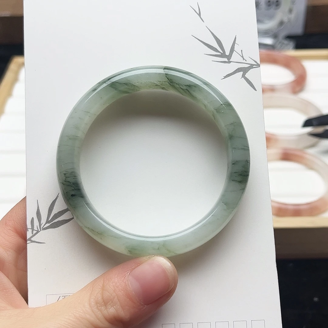 未镶嵌手镯石英质玉20