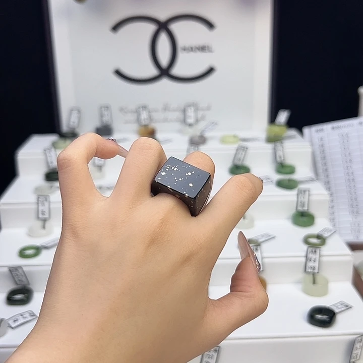 和田玉戒指未镶嵌