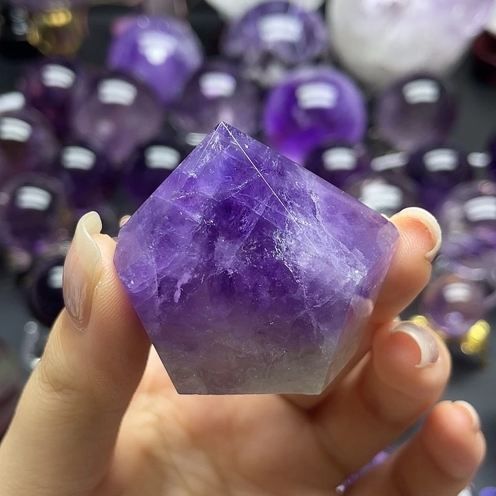 未镶嵌珠宝半成品水晶