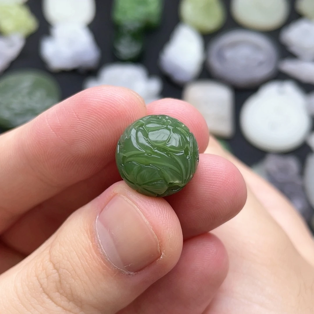 【闪购商品】颈饰未镶嵌和田玉