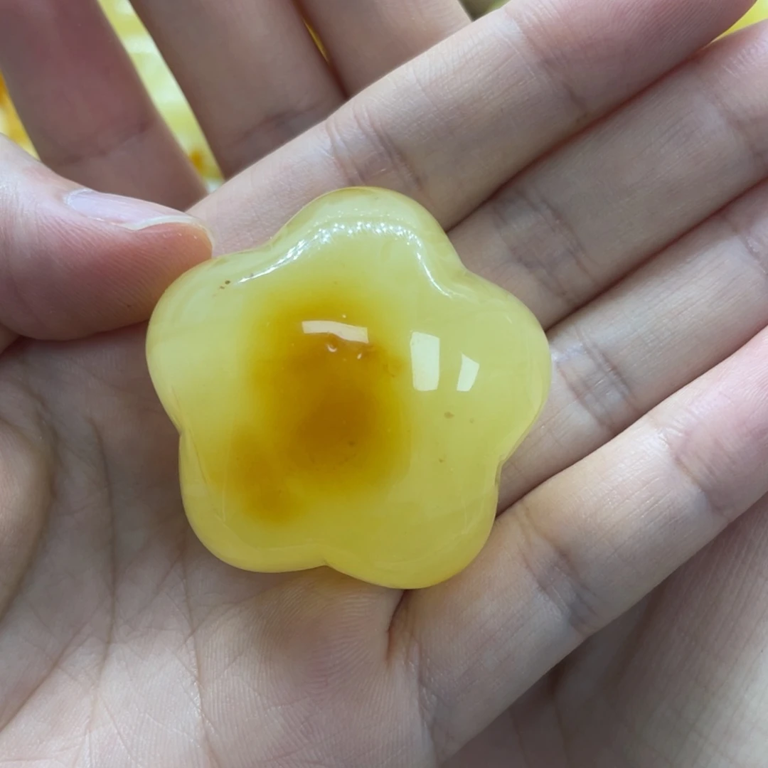 未镶嵌琥珀裸石天然琥珀