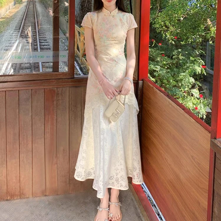 S蕾丝圆襟镂空碎花短袖新中式连衣裙A13398