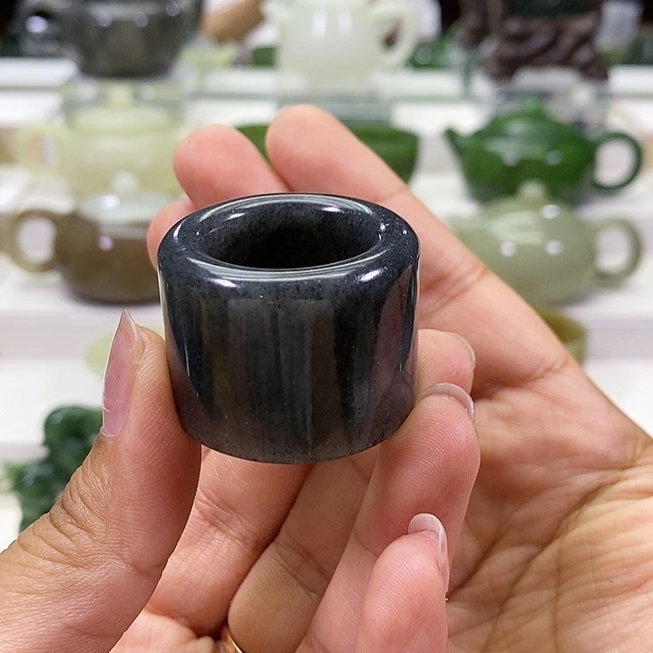 未镶嵌和田玉挂件草****c扳指