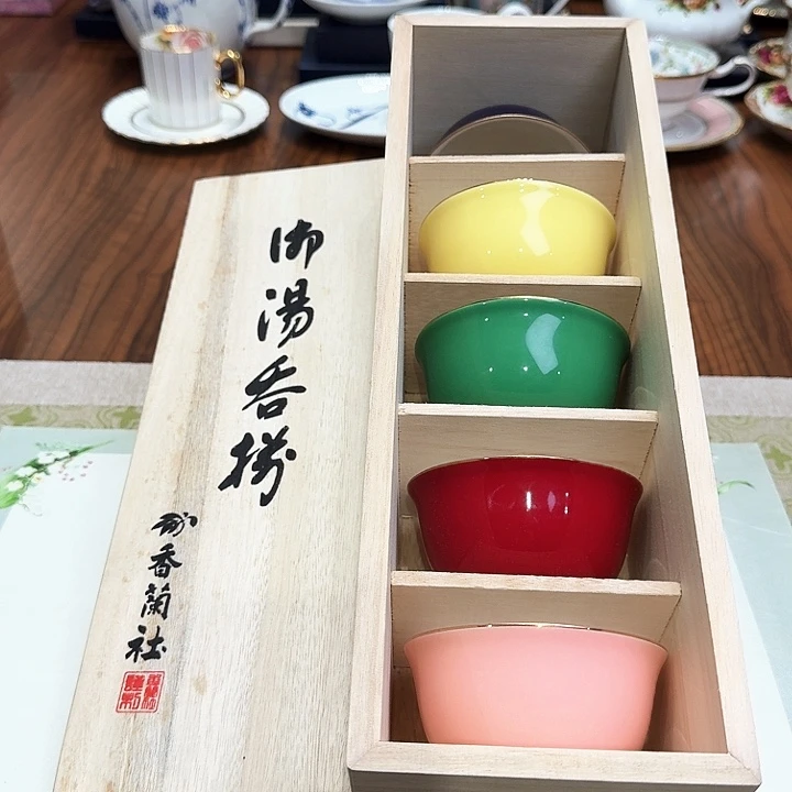 瓷片杯子杯子杯子水杯杯子