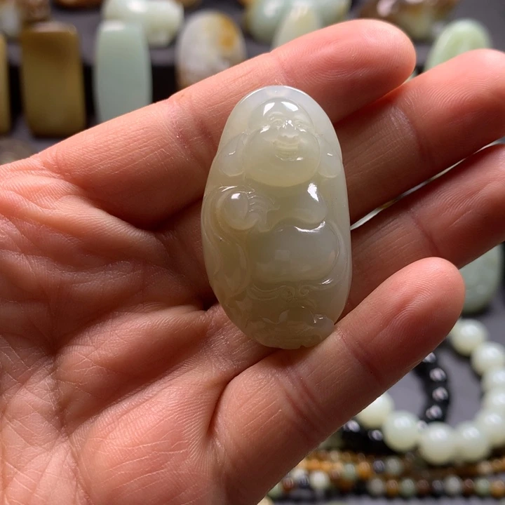 和田玉（糖玉）颈饰未镶嵌