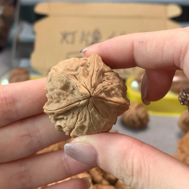 狂***歌文玩核桃把件异形单只