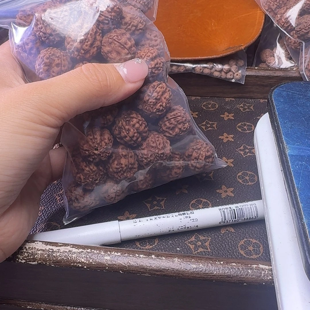 孤***狼金刚菩提吊坠158克不挑福利款微瑕疵