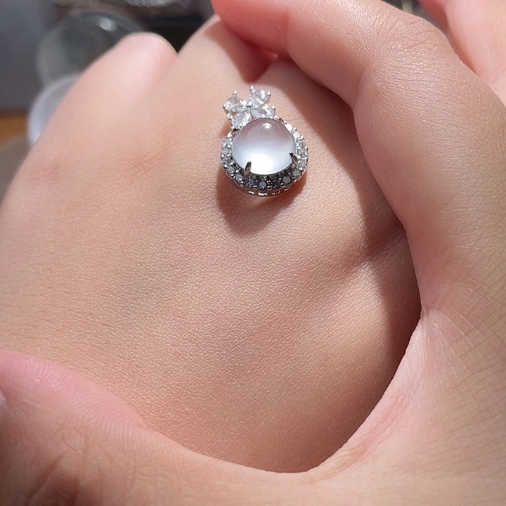 石英质玉合金戒指