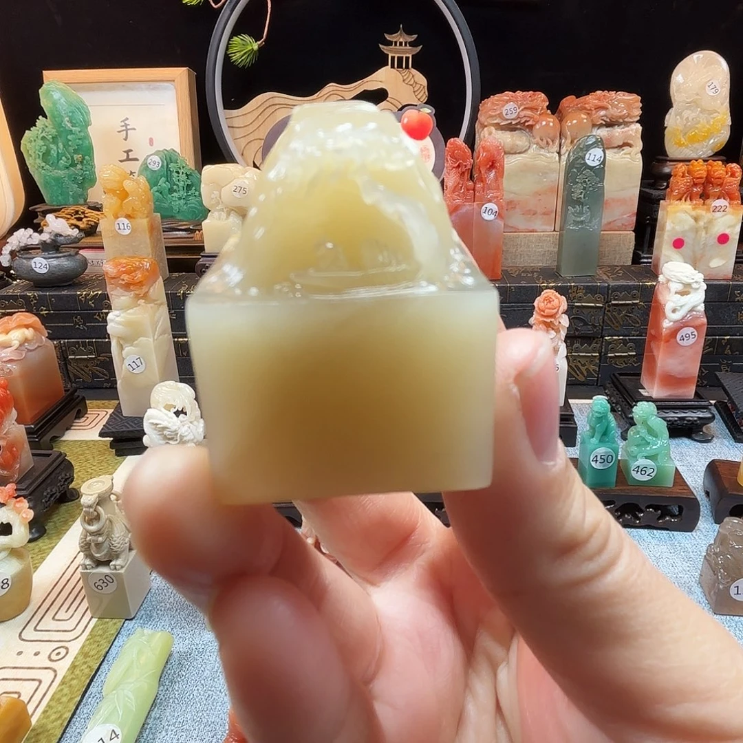 寿山石印石轻舟已过万重山8