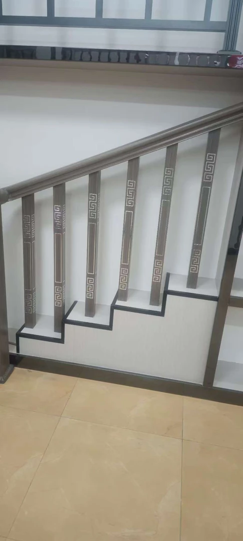 铝合金轻奢岩木雕刻管