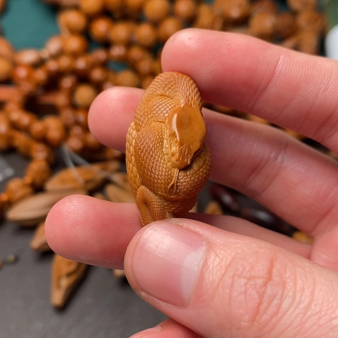 橄榄核吊坠橄榄核