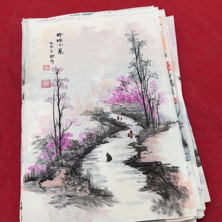 国画花鸟等图案为一体而