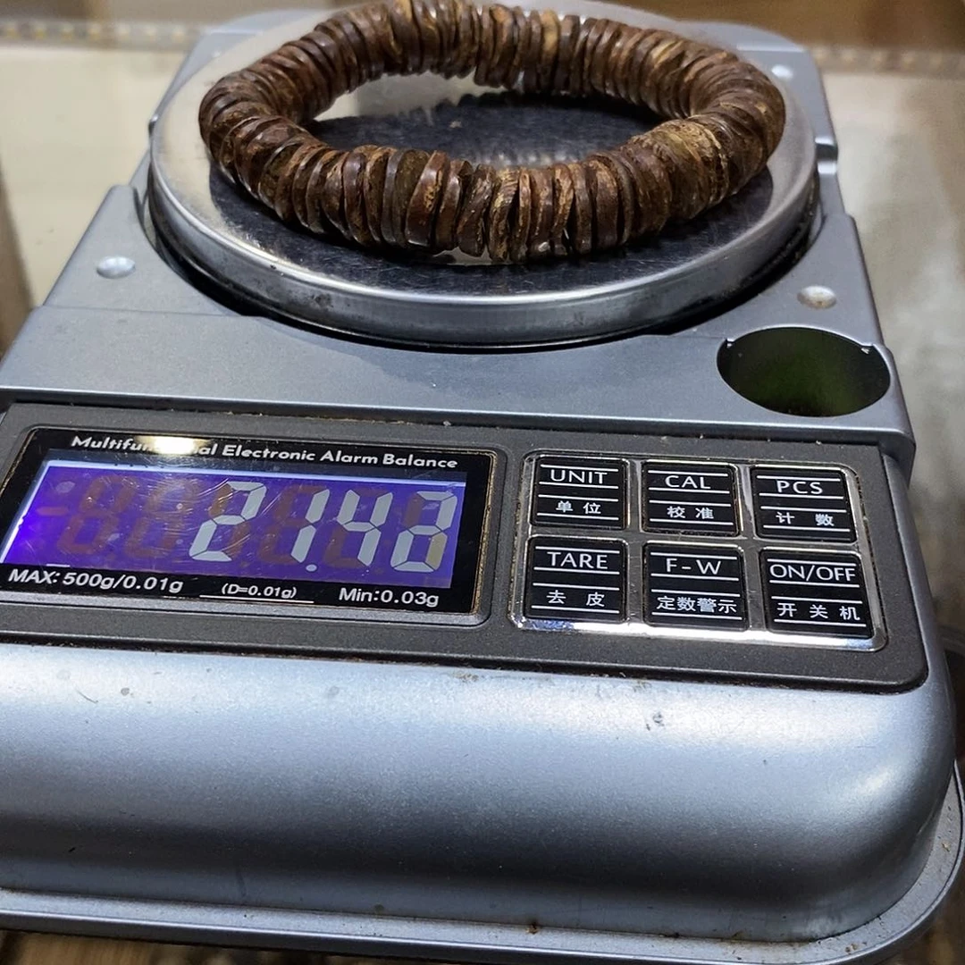 沉水加里曼丹片珠一条（61808