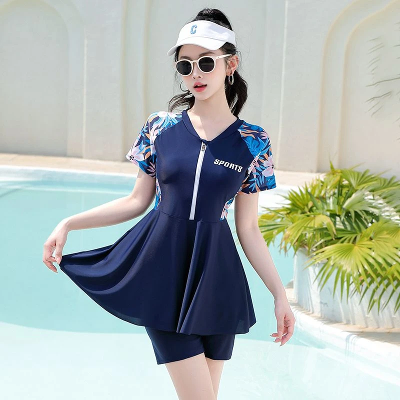 2025新款运动游泳衣女款大码胖mm遮肉分体遮肚显瘦200斤泳装速干