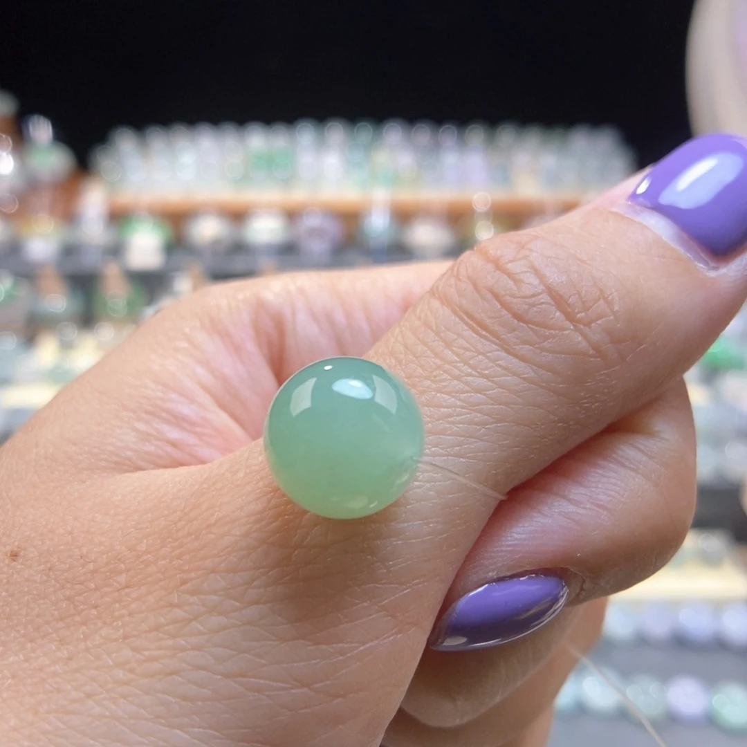 翡翠未镶嵌颈饰11.3甜绿