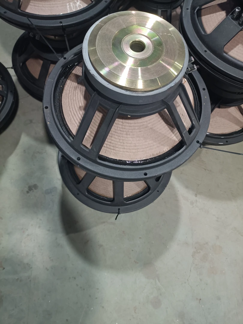 南京15寸低音喇叭，190磁一只不包邮价格