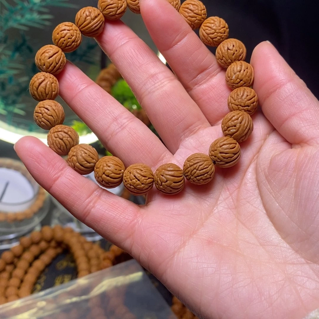 【闪购商品】手串桃核?****y