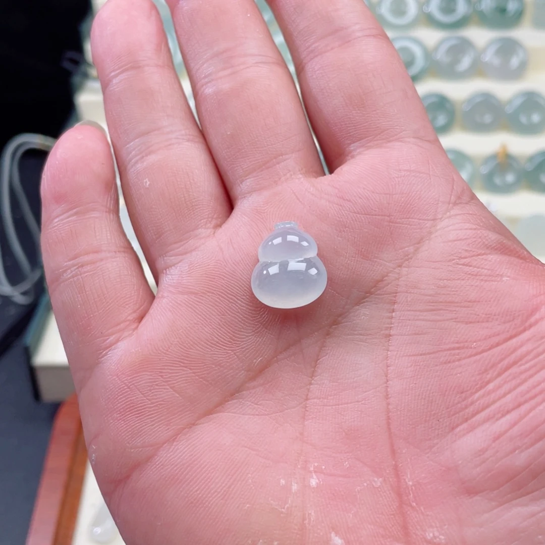 远***悯翡翠未镶嵌颈饰45667776555