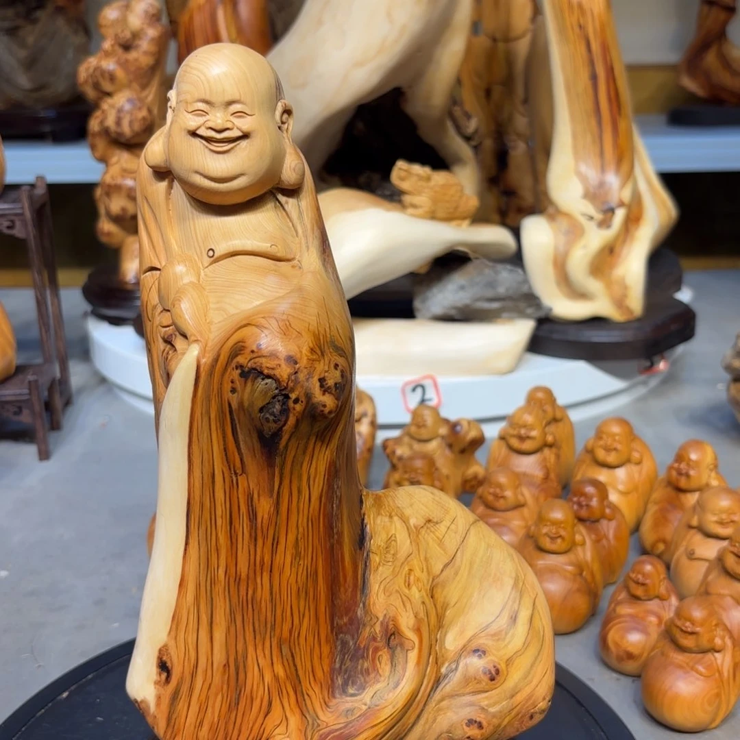 木太行崖柏弥勒佛