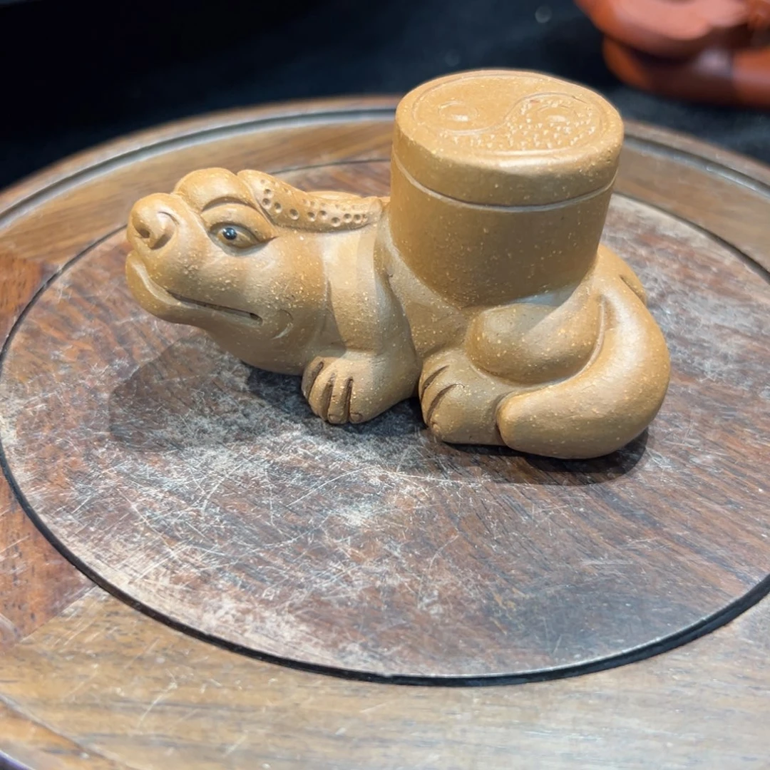 紫砂摆件叶**哥黄段貔貅盖置