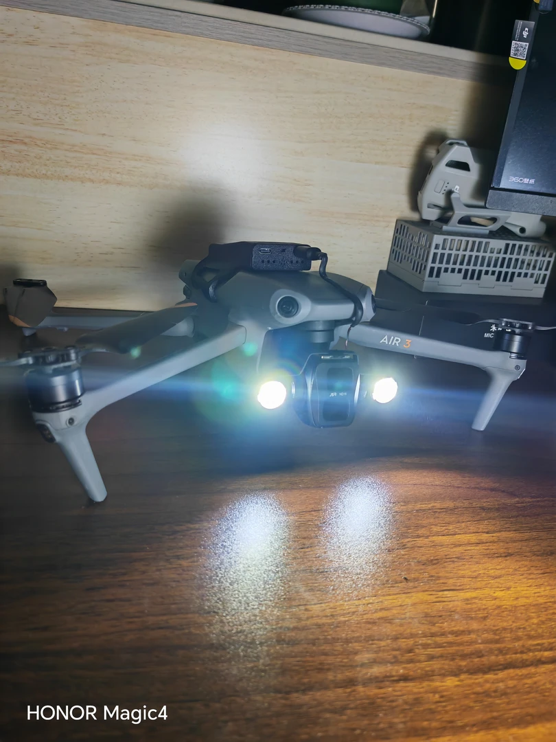 Air3云台灯A3S云台灯，语音控制探照灯