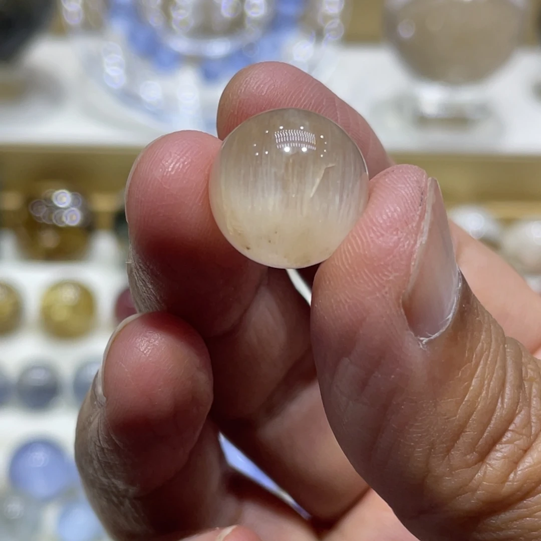 海***人未镶嵌珠宝半成品水晶