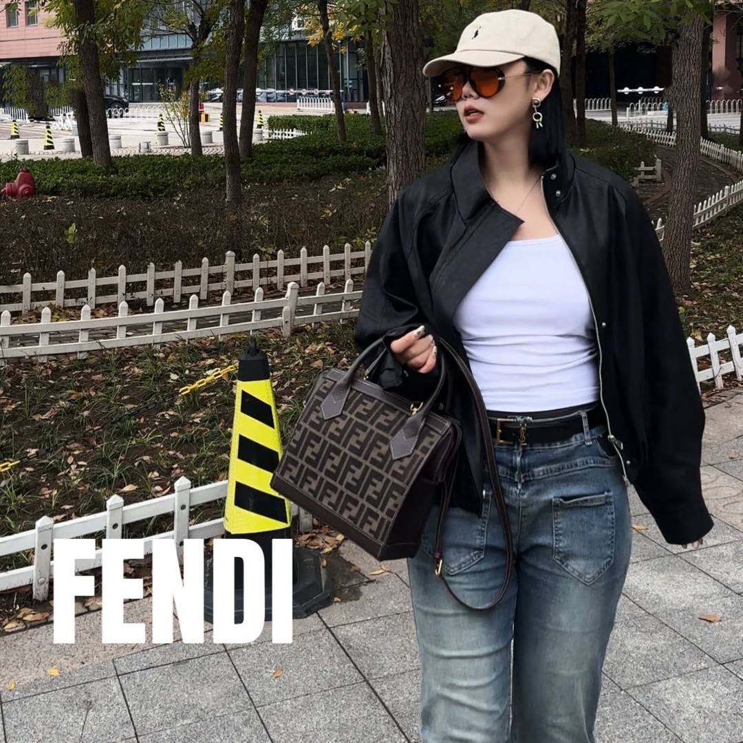 修复品8615288/FENDI/芬迪枕头22包