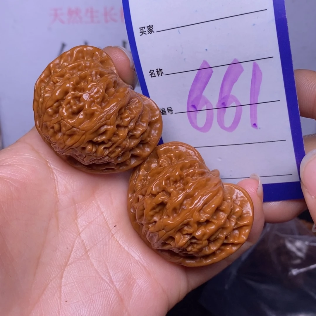 文玩核桃把件661/42宫灯