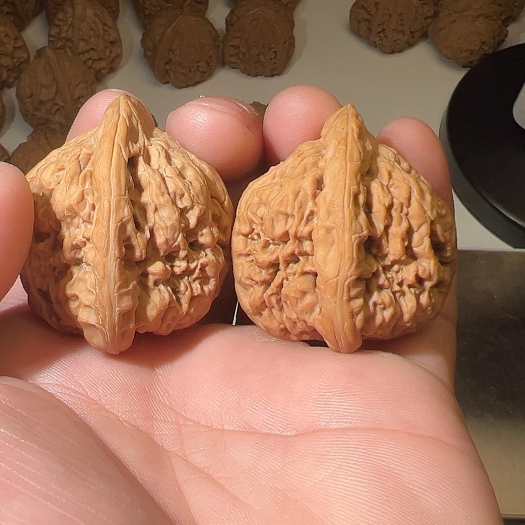 爱***说文玩核桃把件文玩