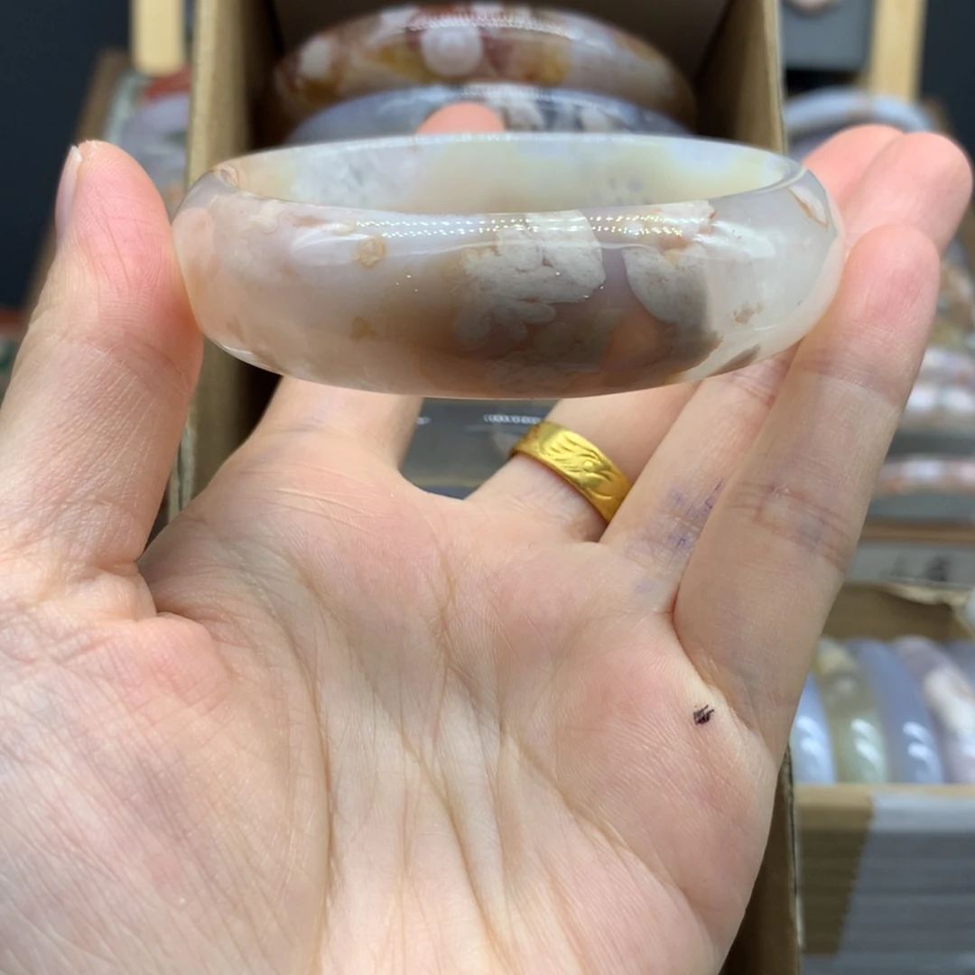 【闪购商品】玛瑙/玉髓手镯未镶嵌小*远