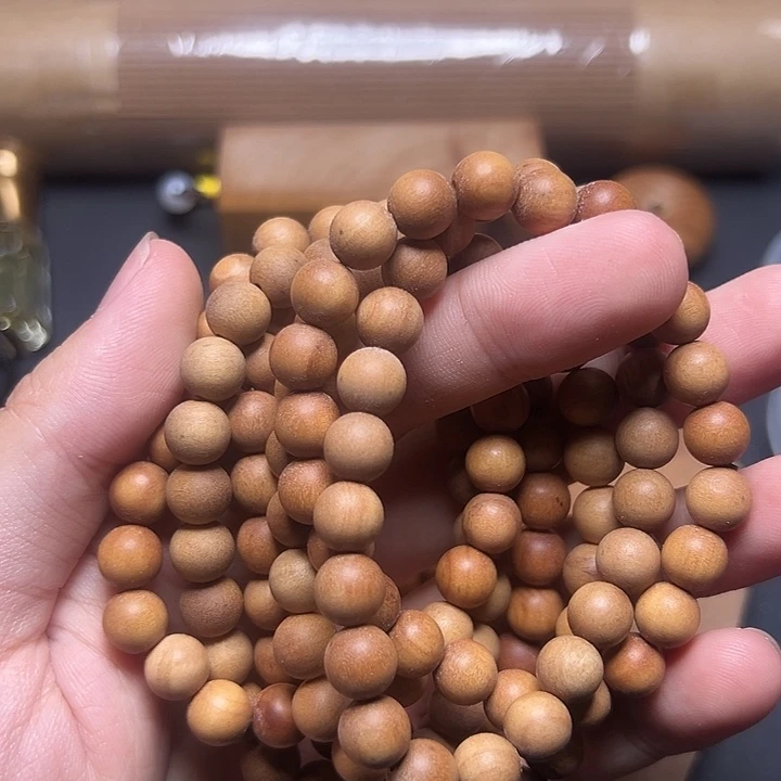 檀香木0.8*23顺纹沉水级微瑕