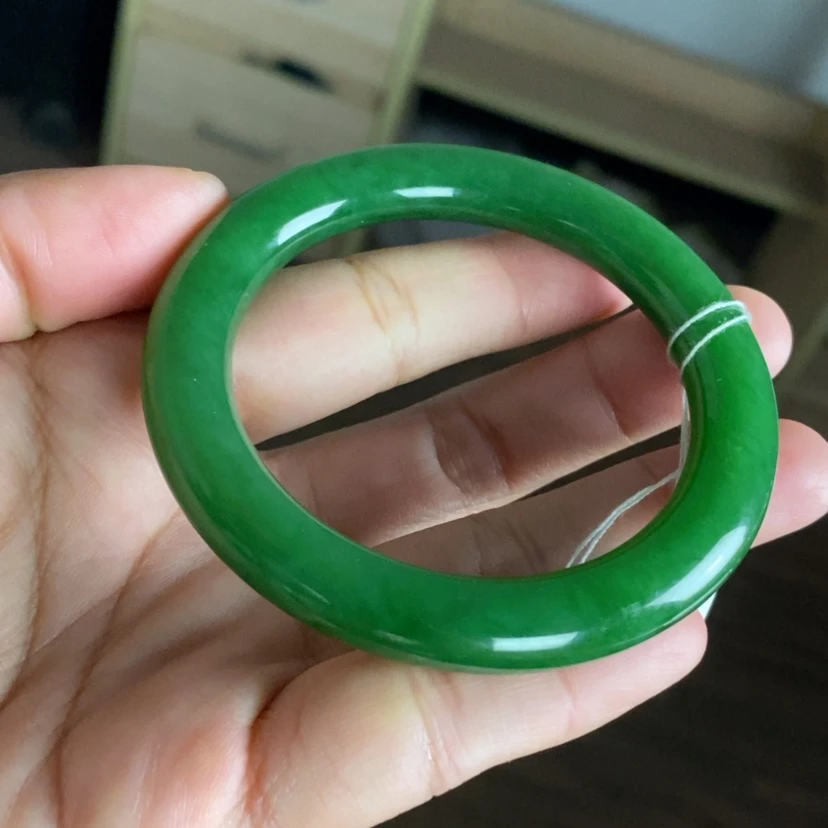 【闪购商品】未镶嵌手镯和田玉（碧玉）