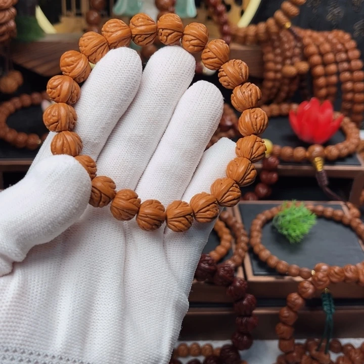 吊坠桃核12火麒麟手串