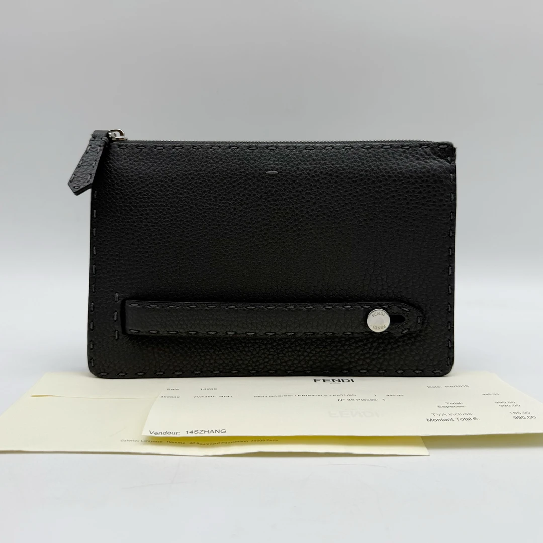 95新 FENDI/芬迪 灰色手包、手拿包85025