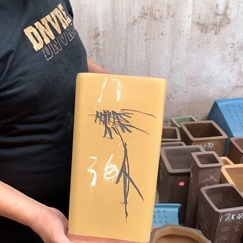 紫砂花盆手工制作
