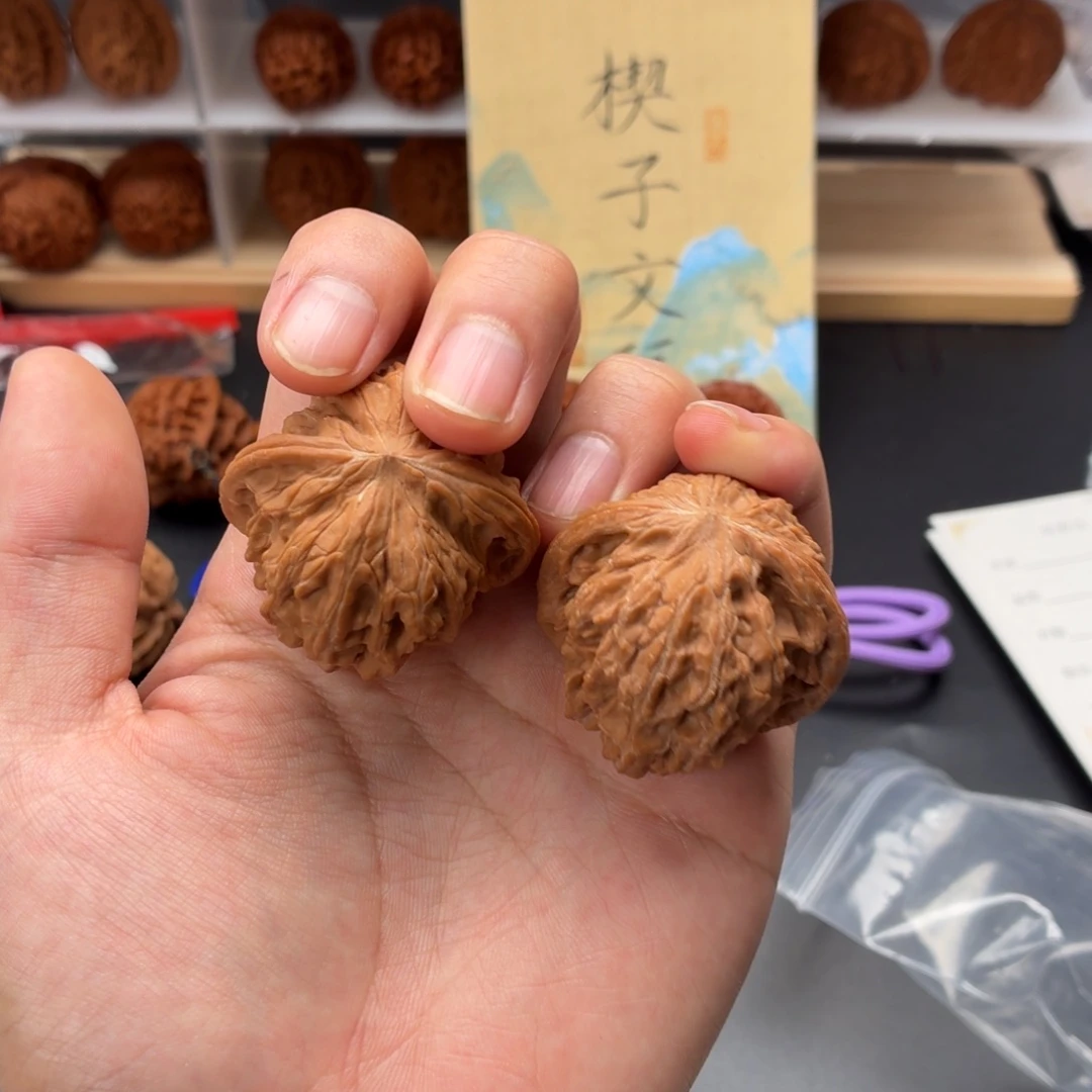 把件文玩核桃山地磨盘全品无修40（不沾药）