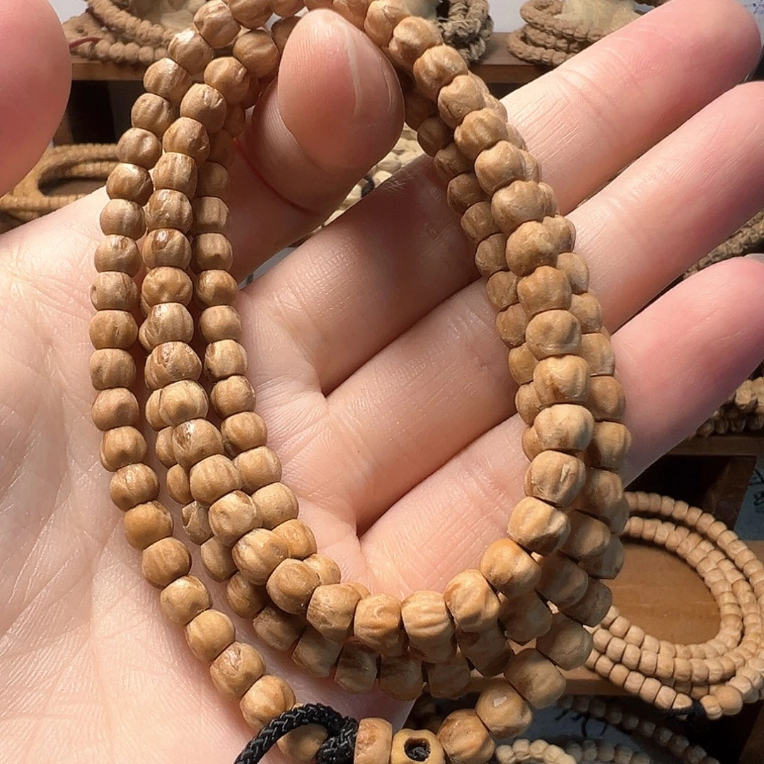 雨***鱼吊坠柏香籽/百香籽