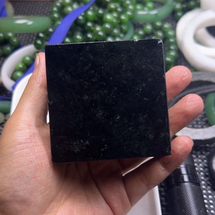 未镶嵌和田玉（糖玉）挂件24