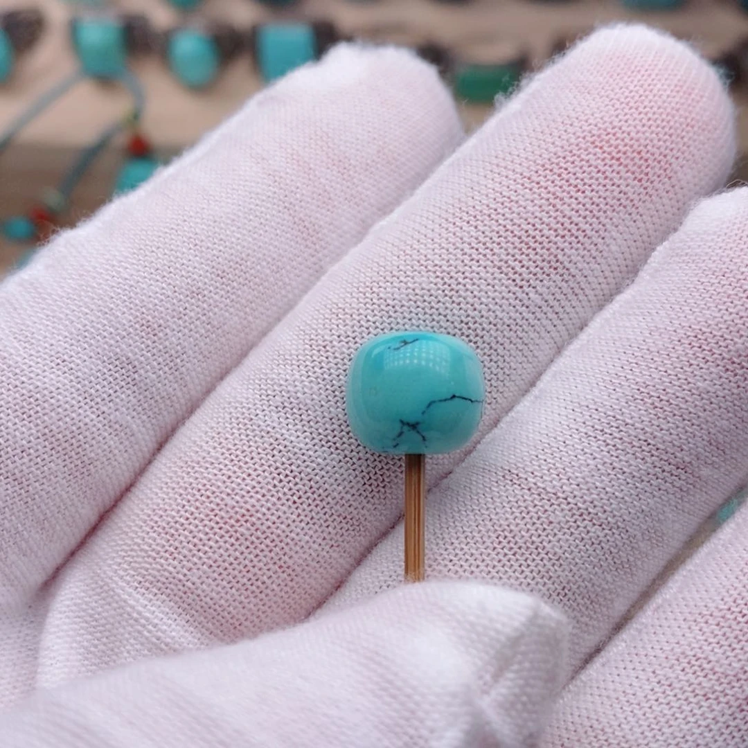 绿松石未镶嵌挂件