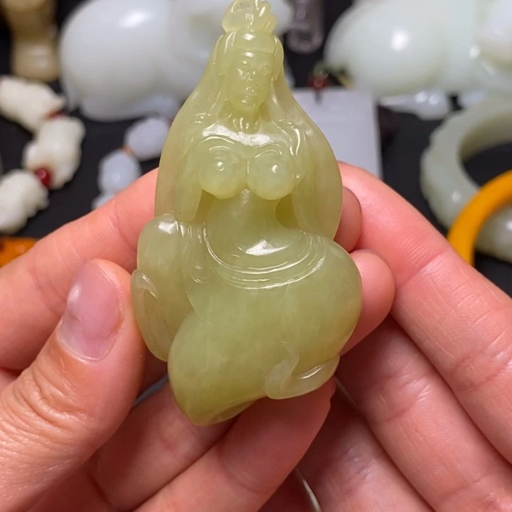 和田玉未镶嵌挂件