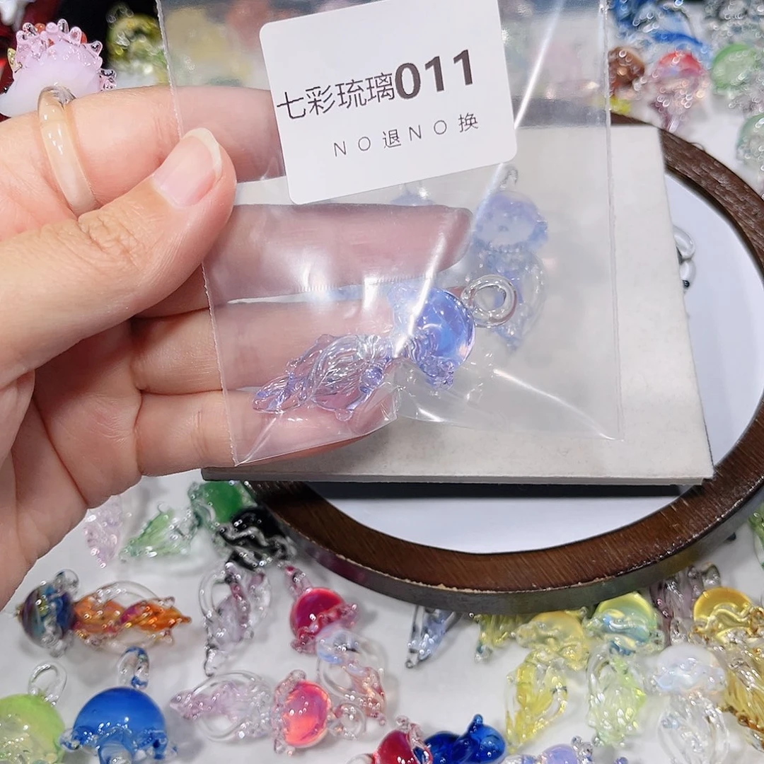玻璃吊坠(不含链)11紫色水母