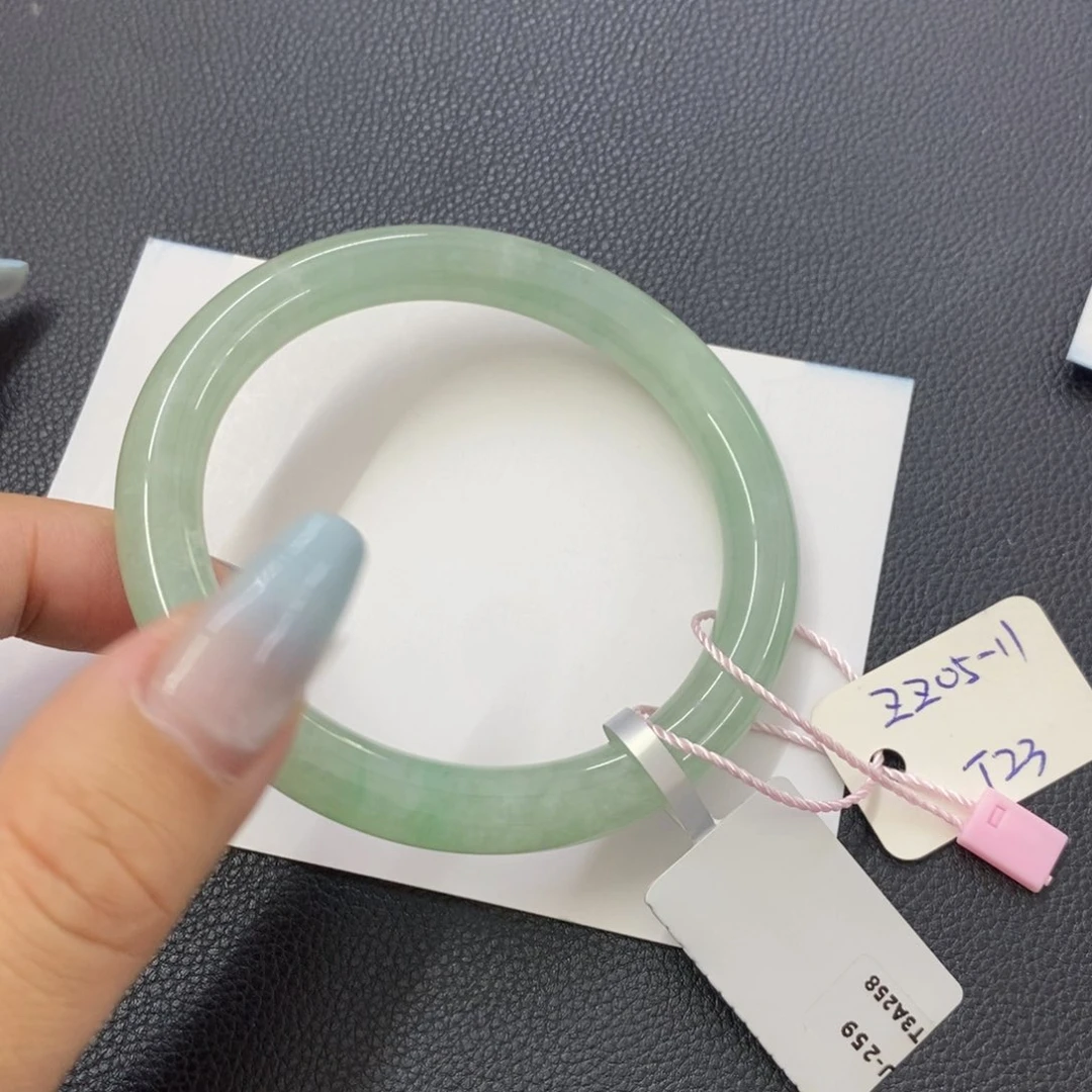 翡翠手镯未镶嵌58-59-60圈口