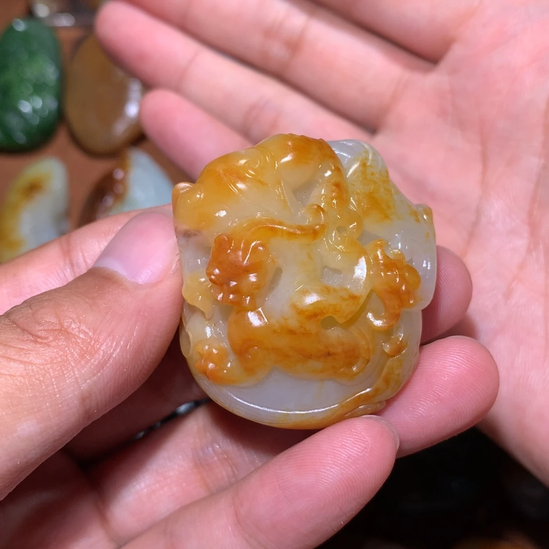 一***柴吊坠(不含链)未镶嵌和田玉必定成龙