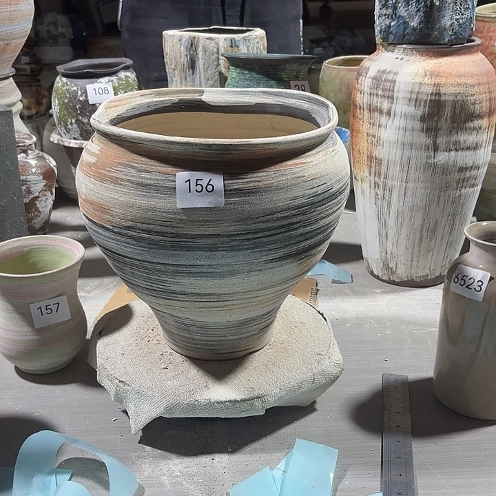 摆件陶高25，内口21，，156有孔