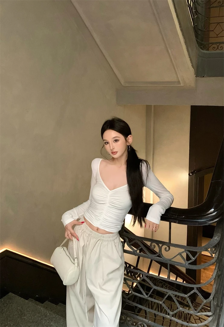 气质弹力抽褶V领打底外穿上衣+高腰休闲阔腿长裤套装#8225显瘦