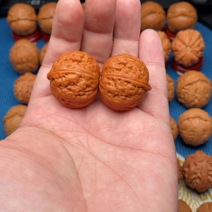 文玩核桃把件精品小手捻