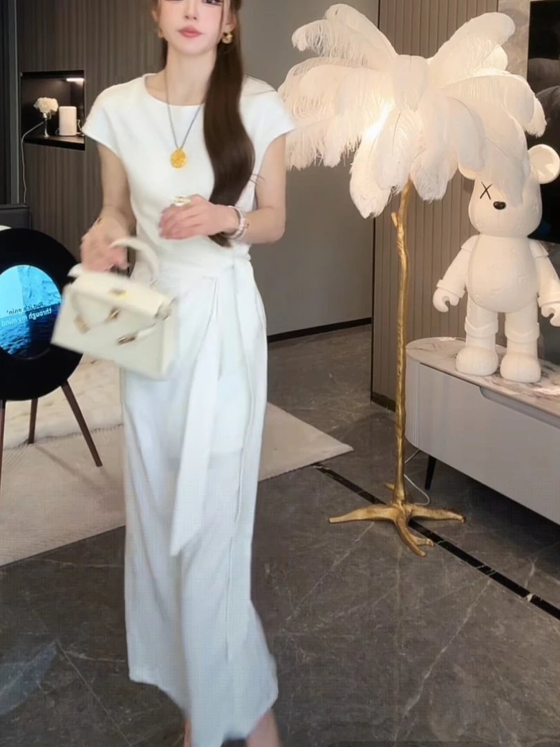 极简老钱风法式优雅亚麻连衣裙女2025夏季新款洋气收腰显瘦长裙子